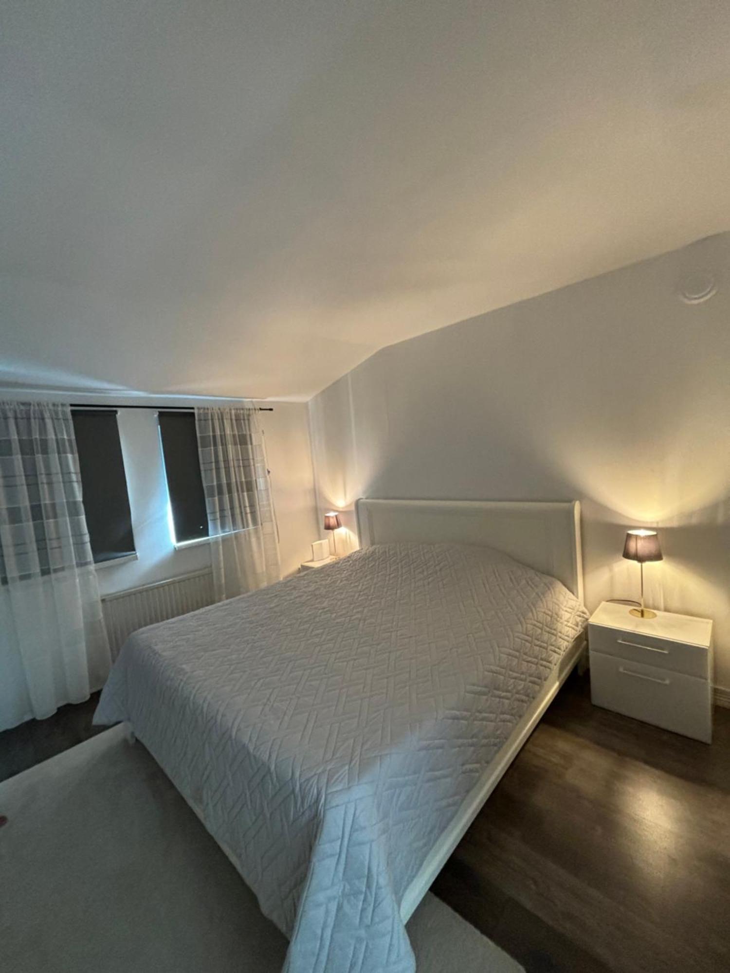 Videdal Apartment 2 Rooms - Own Entrance & Free Parking マルメ エクステリア 写真
